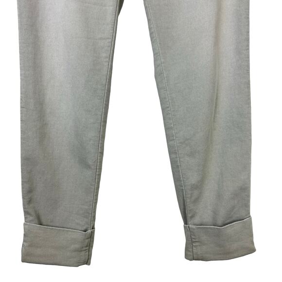 Closed | Official Stewart Washed Gray Soft Chino Mid Rise Cuffed Crop Pants - Picture 4 of 9